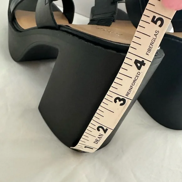 NEW Bamboo Sandals, 2 straps buckle, 1.5 inch platform and 4 inch heel, b… - Picture 4 of 9